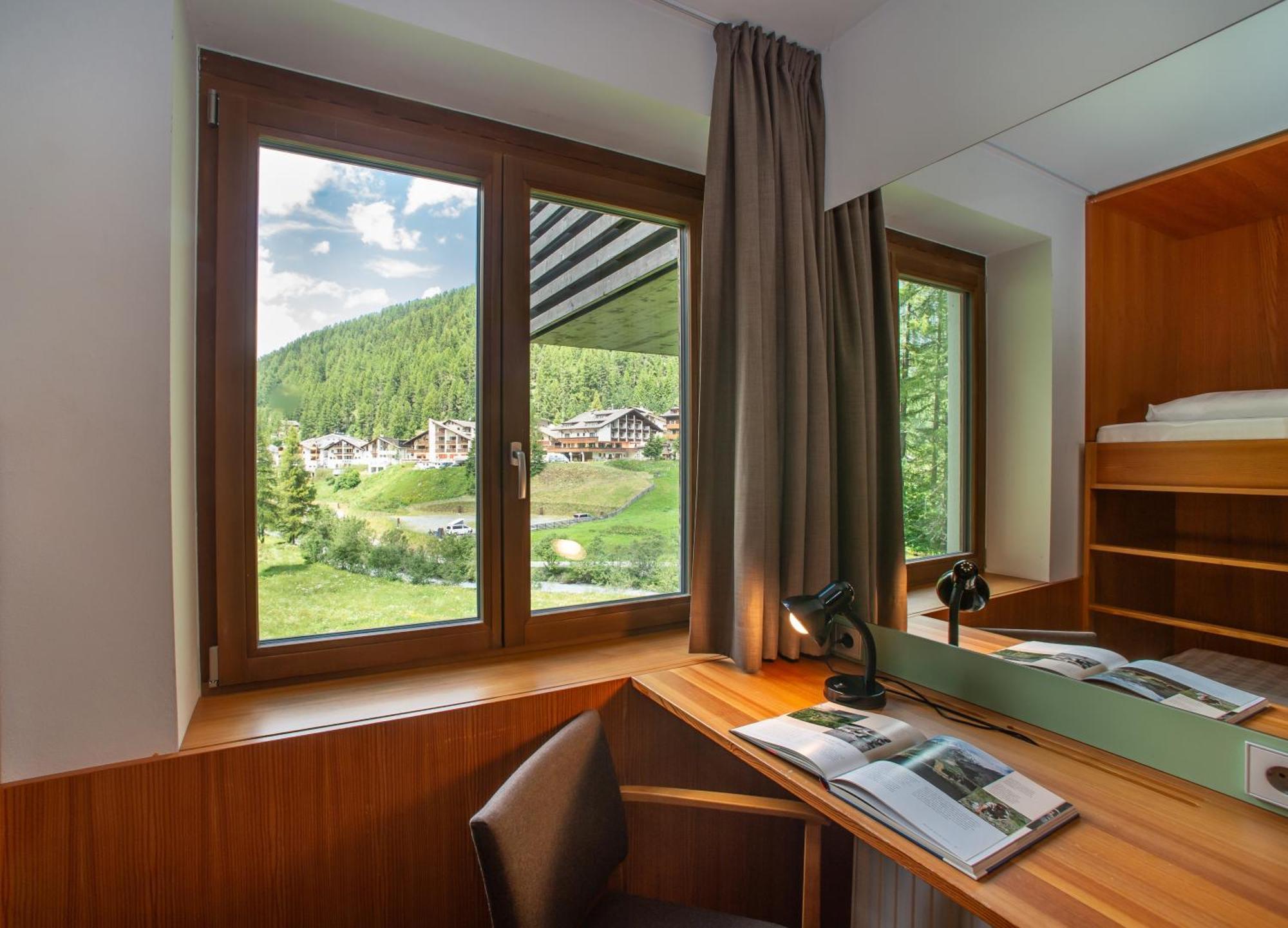 Auberge de jeunesse Nives