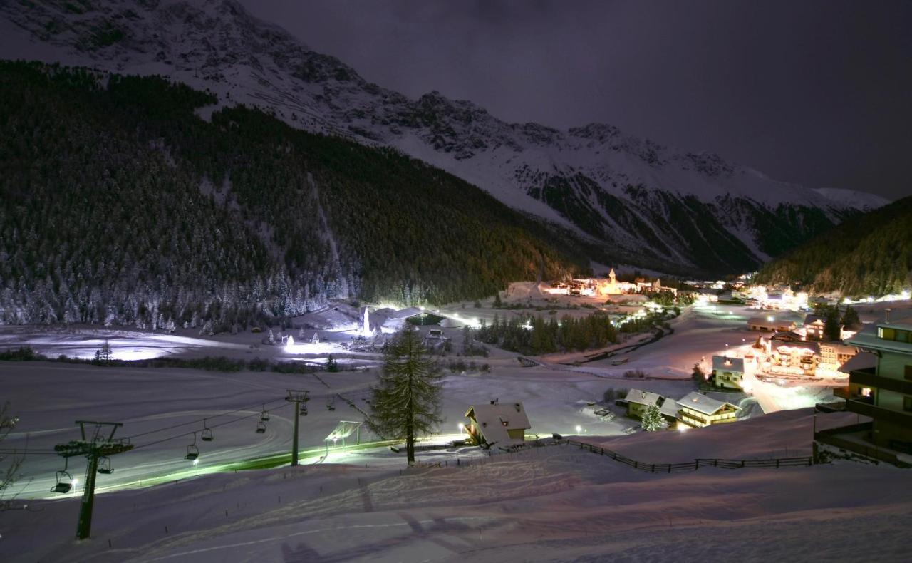 Nives Auberge de jeunesse Sulden